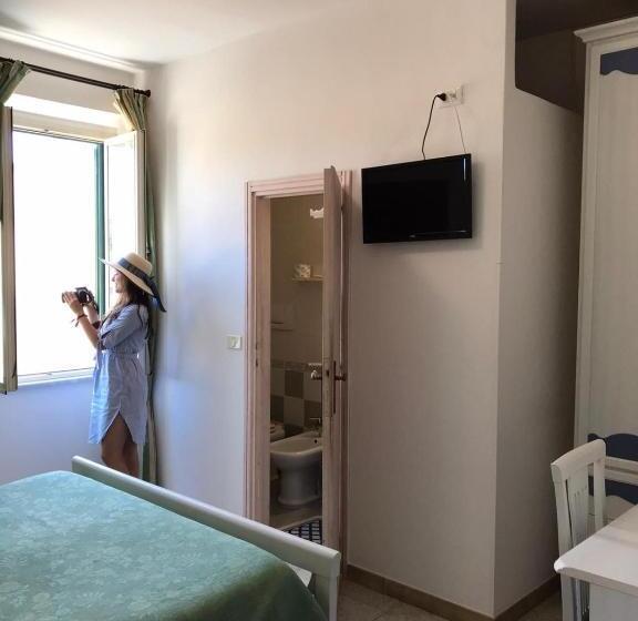 اتاق استاندارد, La Barcarola