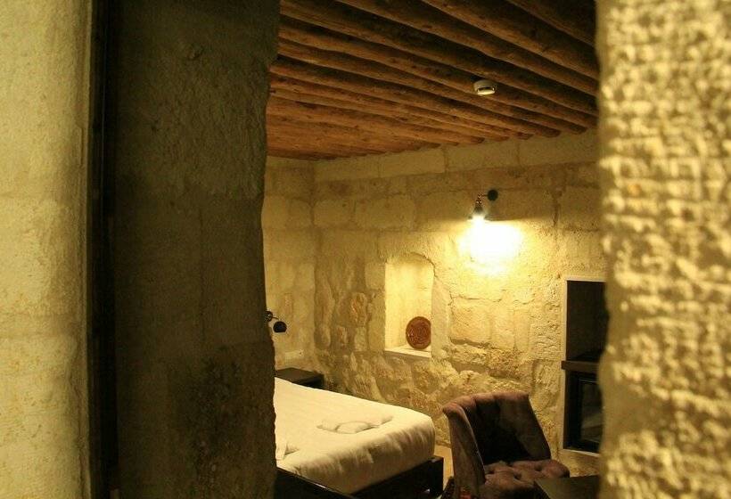 豪华房间, Tafana Cave & Stone Lodge