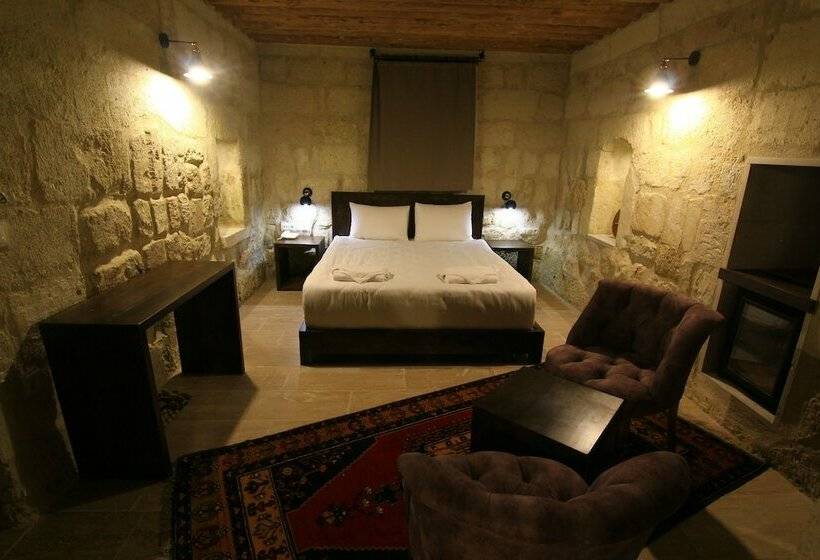 豪华房间, Tafana Cave & Stone Lodge