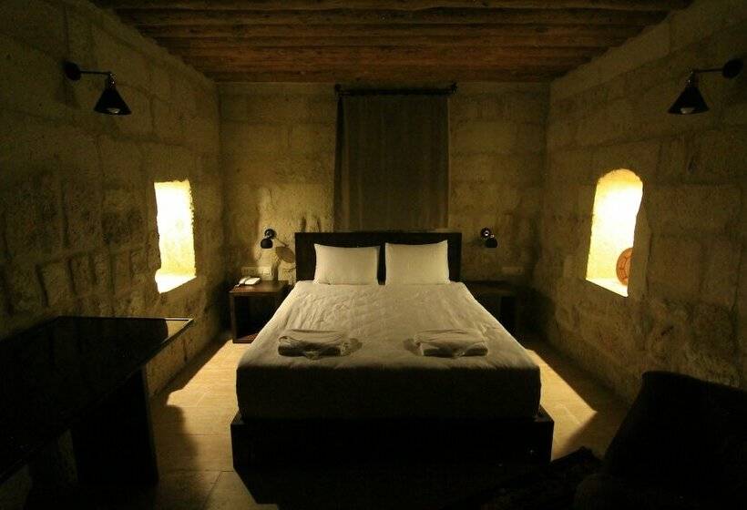 豪华房间, Tafana Cave & Stone Lodge