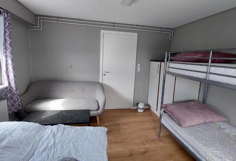 اتاق خانوادگی, Ilulissat Apartment
