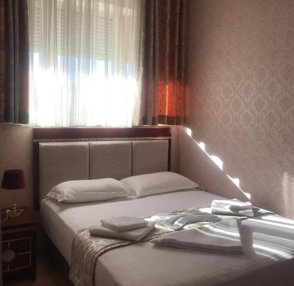 اتاق عادی, British Hotel Pogradec