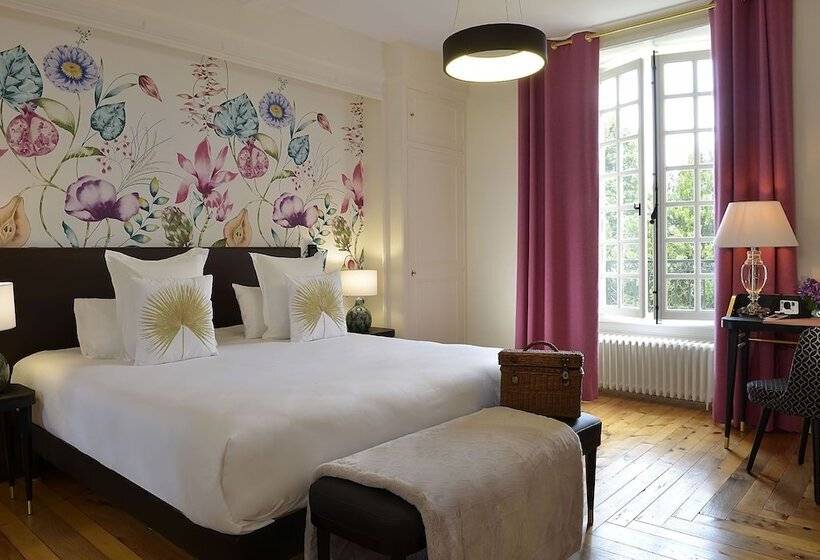 اتاق لوکس با چشم‌انداز باغ, Château Saint Gilles   Bayeux