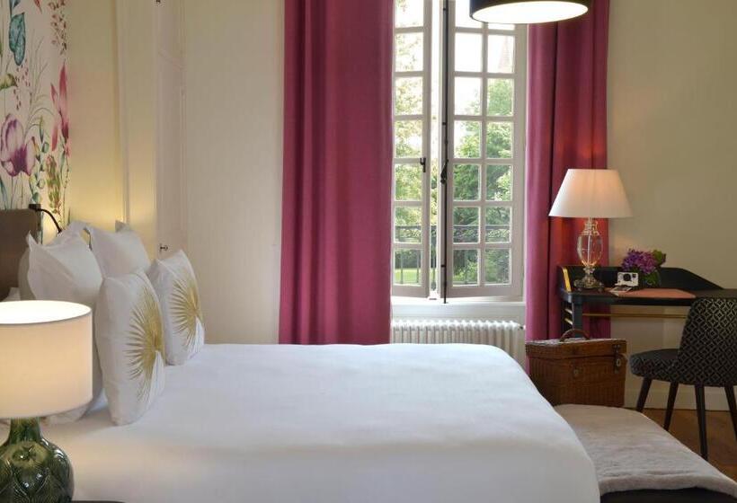اتاق لوکس با چشم‌انداز باغ, Château Saint Gilles   Bayeux