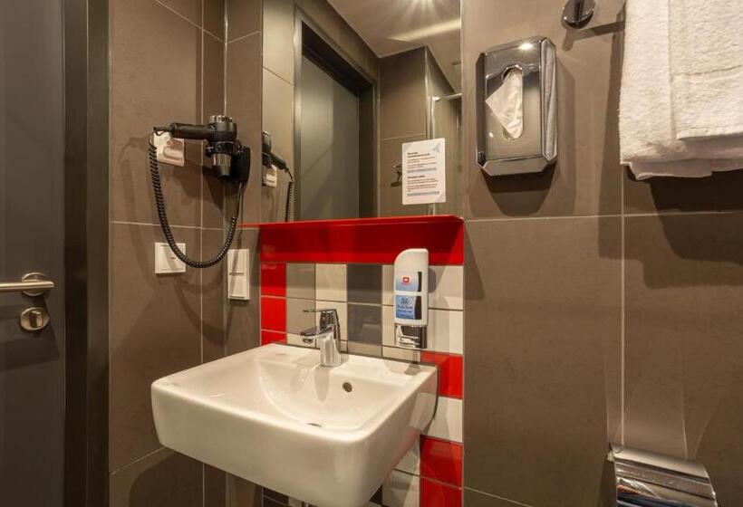 اتاق استاندارد, Meininger Hotel Heidelberg Hauptbahnhof