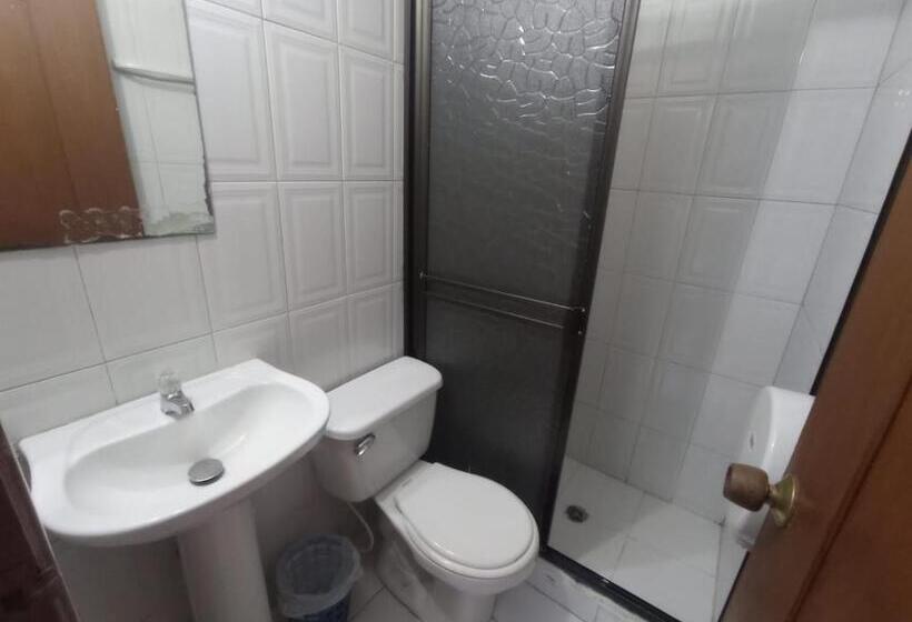 اتاق استاندارد یک نفره, La Fontana