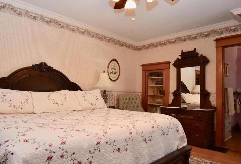 اتاق لوکس با تخت بزرگ, The Scofield House B&b