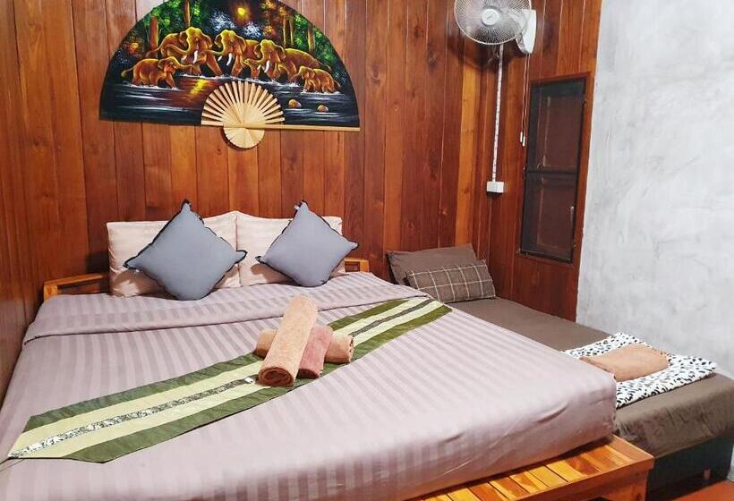 اتاق سوپریور سه تخته, Perfect Resort Sukhothai & Motorbikes For Rent & Bicycles For Rent
