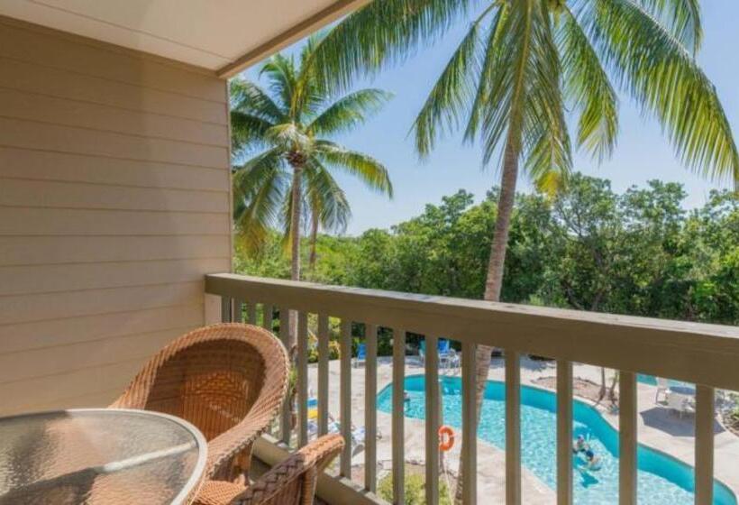 آپارتمان لوکس 1 خوابه, Coconut Mallory Resort And Marina