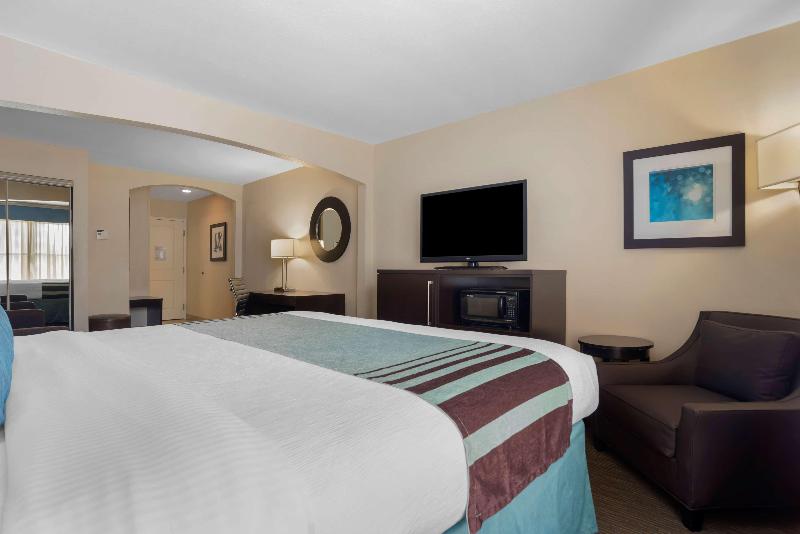 سوئیت با تخت بزرگ, Best Western Plus Tallahassee North