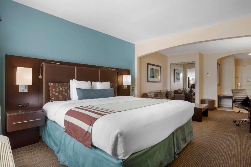 سوئیت با تخت بزرگ, Best Western Plus Tallahassee North
