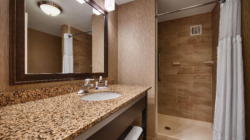 سوئیت با تخت بزرگ, Best Western Plus Tallahassee North