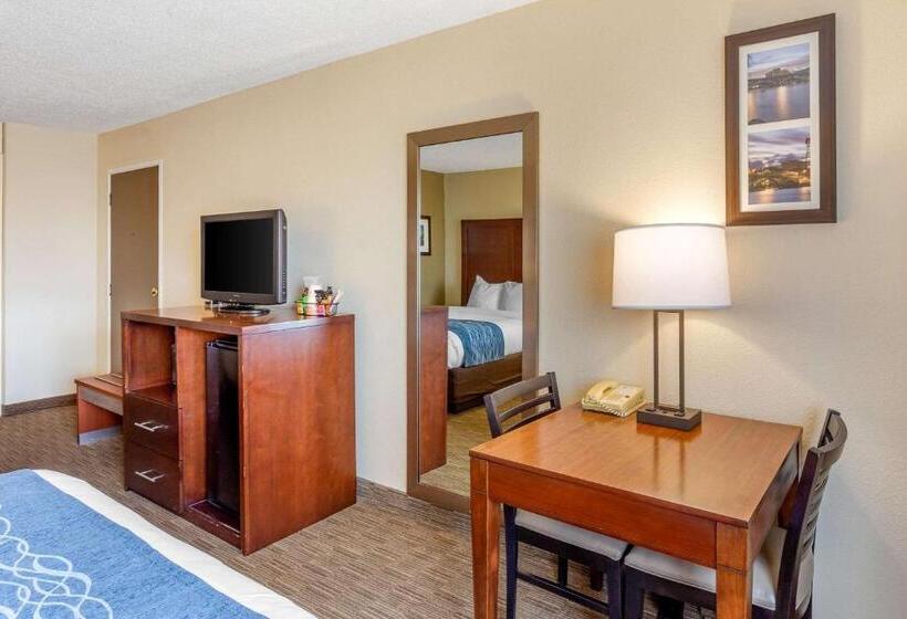 Standard Room, Comfort Inn Rockford Near Casino District