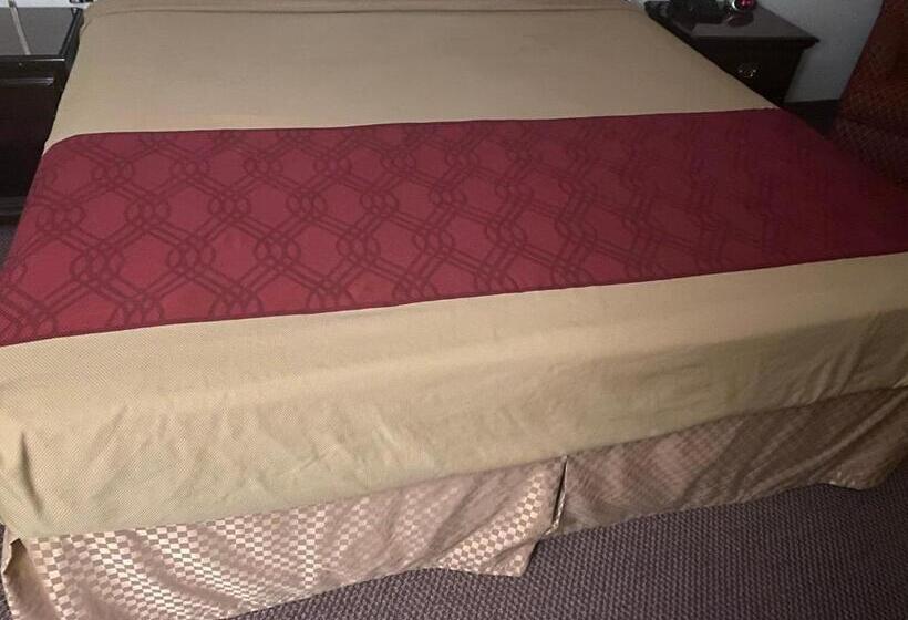 سوییت, Econo Lodge Inn & Suites