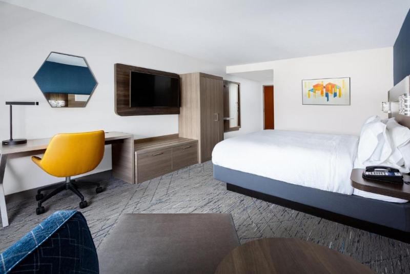 اتاق استاندارد با تخت بزرگ برای معلولان, Holiday Inn Express & Suites Williamsburg, An Ihg