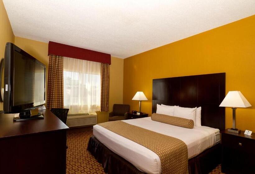 Standard Room King Size Bed, Quality Inn Plant City  Lakeland