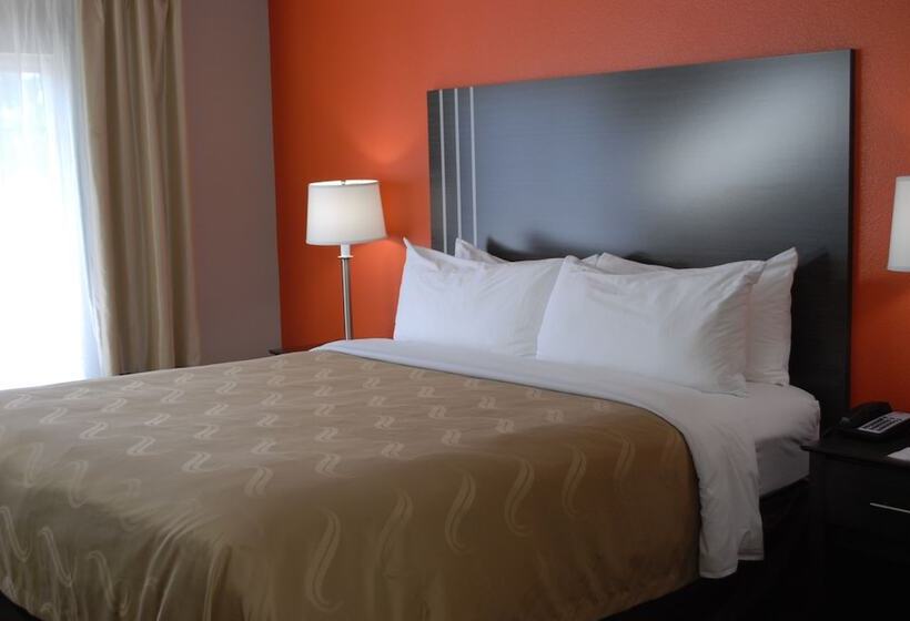 Habitació Estàndard Llit Matrimoni Adaptada per a persones amb mobilitat reduïda, Quality Inn & Suites Fresno Northwest