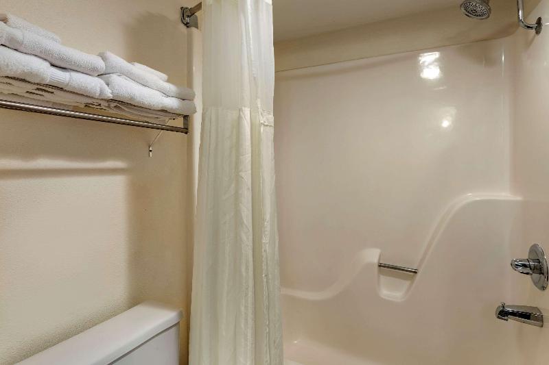 اتاق استاندارد با تخت بزرگ, Quality Inn & Suites Steamboat Springs