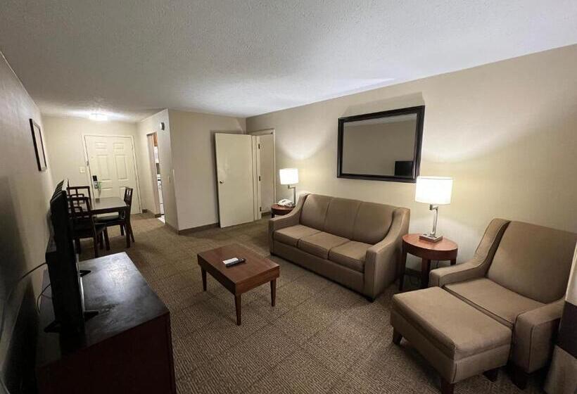 Люкс 2 Спальни, Wyndham Garden Hotel Cross Lanes Charleston