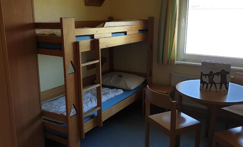 اتاق خانوادگی با سرویس بهداشتی مشترک, Jugendherberge Westerland