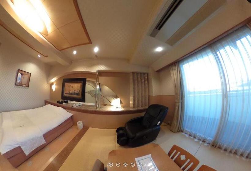 Quarto Economy, ホテル リッド 男塾ホテルグループ