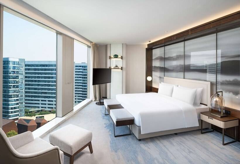 سوییت لوکس, Radisson Blu Hangzhou Xintiandi