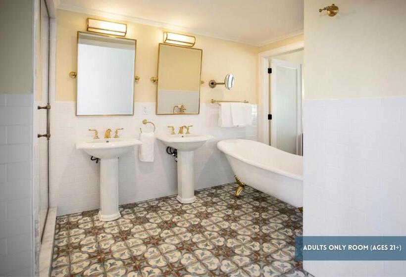 استودیوی لوکس, Grassy Flats Resort & Beach Club