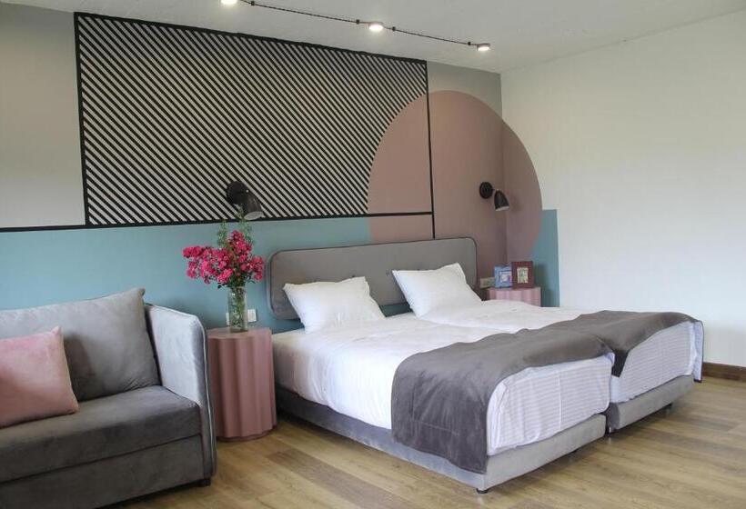 اتاق استاندارد, Hover Boutique