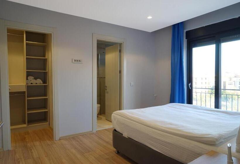 آپارتمان 3 خوابه, Mene Suites