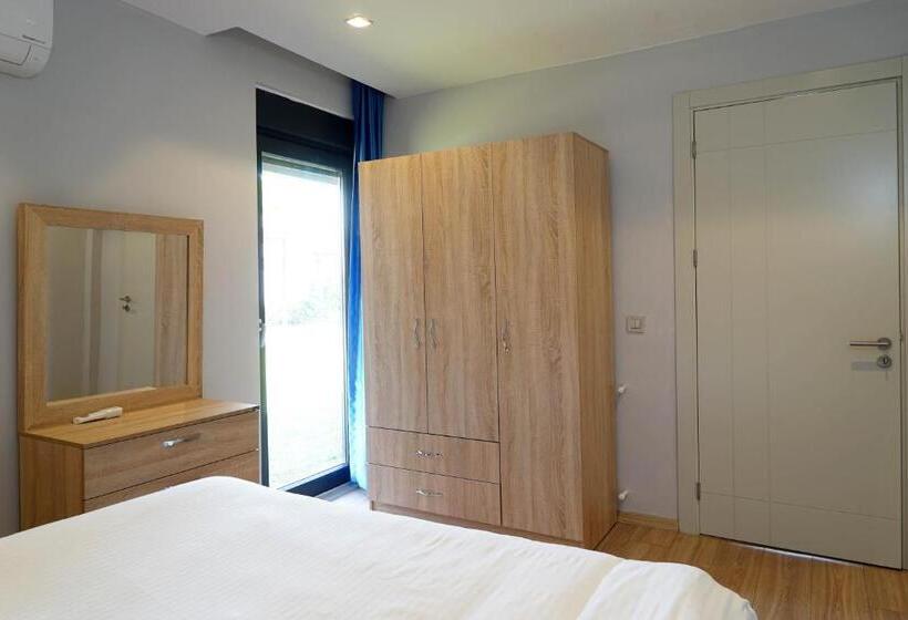 آپارتمان 1 خوابه, Mene Suites