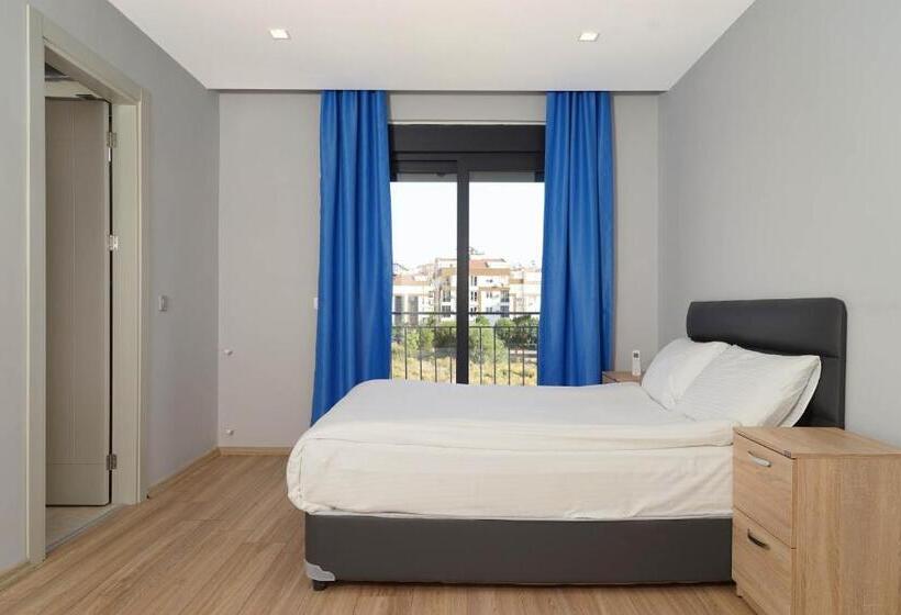 آپارتمان 2 خوابه, Mene Suites