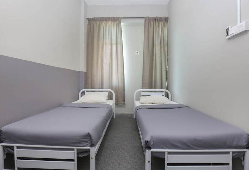 اتاق استاندارد, Spot On 89751 Bed Station Guest House   Hostel
