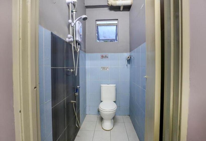 اتاق استاندارد, Spot On 89751 Bed Station Guest House   Hostel