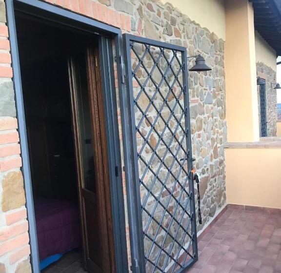 اتاق استاندارد با بالکن و چشم‌انداز دریا, Bellavista Prile