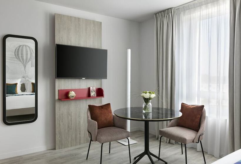 استودیوی لوکس, Citadines Confluent Nantes