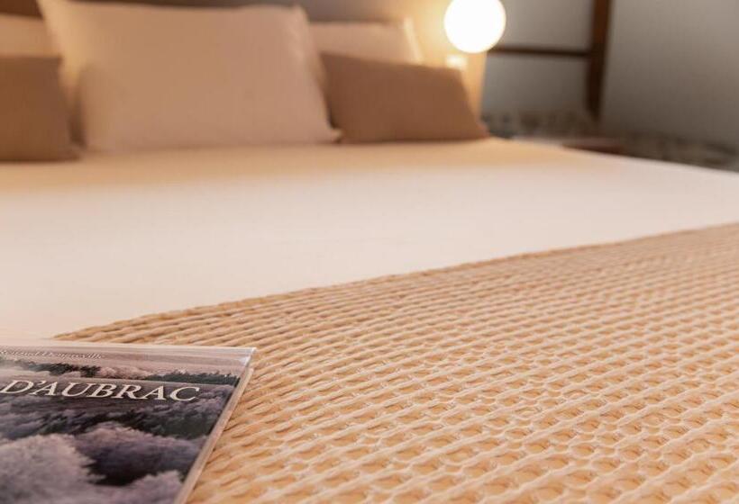 سوییت لوکس, Couvent De La Salette & Spa