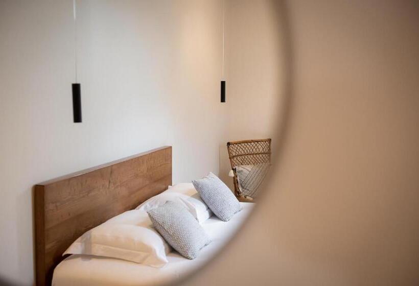 اتاق لوکس, Couvent De La Salette & Spa