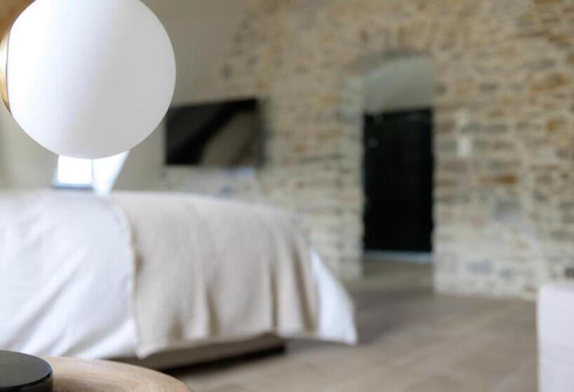 سوییت لوکس, Couvent De La Salette & Spa