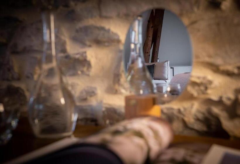 سوییت لوکس, Couvent De La Salette & Spa