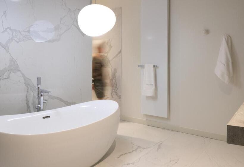 اتاق لوکس, Couvent De La Salette & Spa