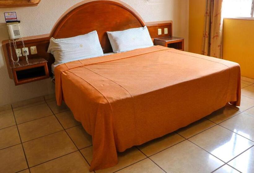 Quarto Standard Cama King, Motel Caribe