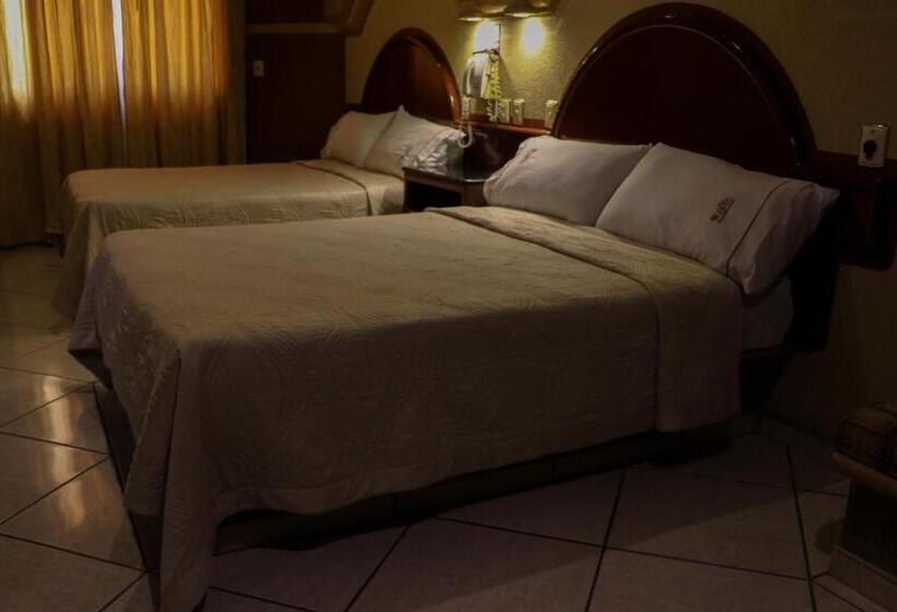 Quarto standart com terraça, Motel Caribe