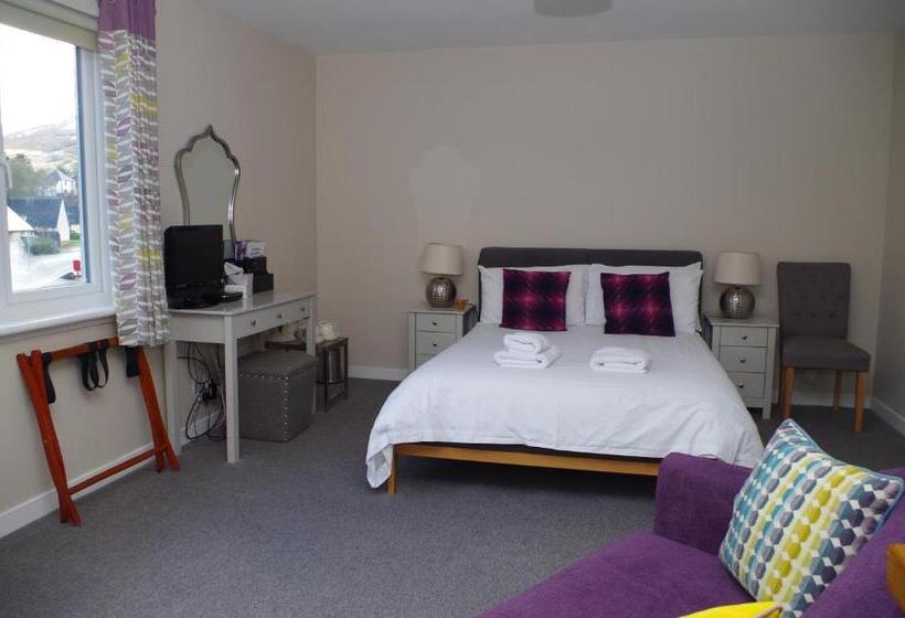 اتاق خانوادگی, Strathassynt Guest House