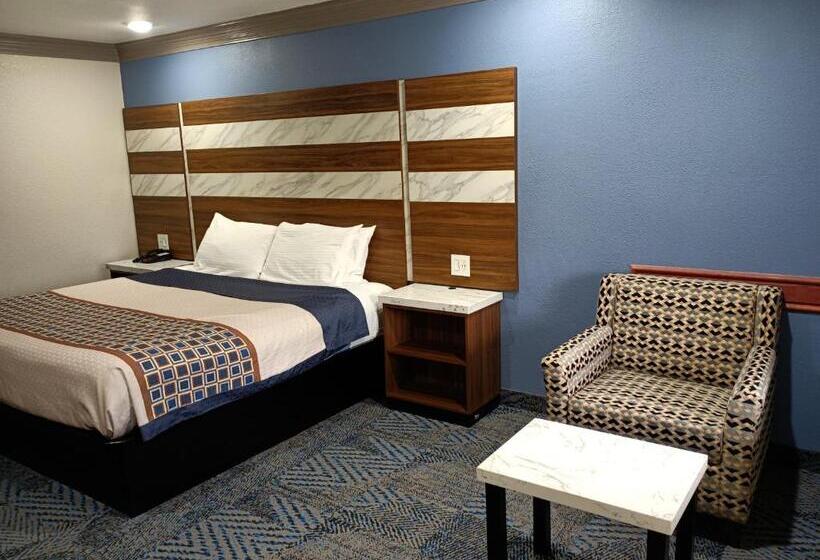 اتاق استاندارد با تخت بزرگ, Americas Best Value Inn & Suites Alvin Houston