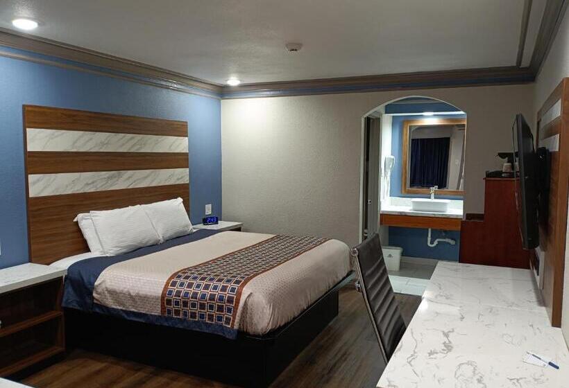 带大床的标准间, Americas Best Value Inn & Suites Alvin/houston