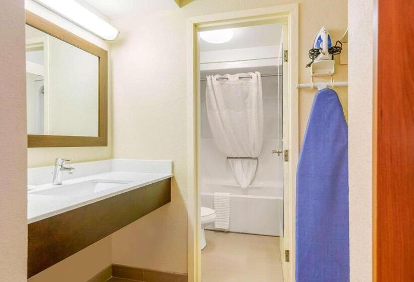 اتاق استاندارد با تخت بزرگ, Quality Inn & Suites Olde Town