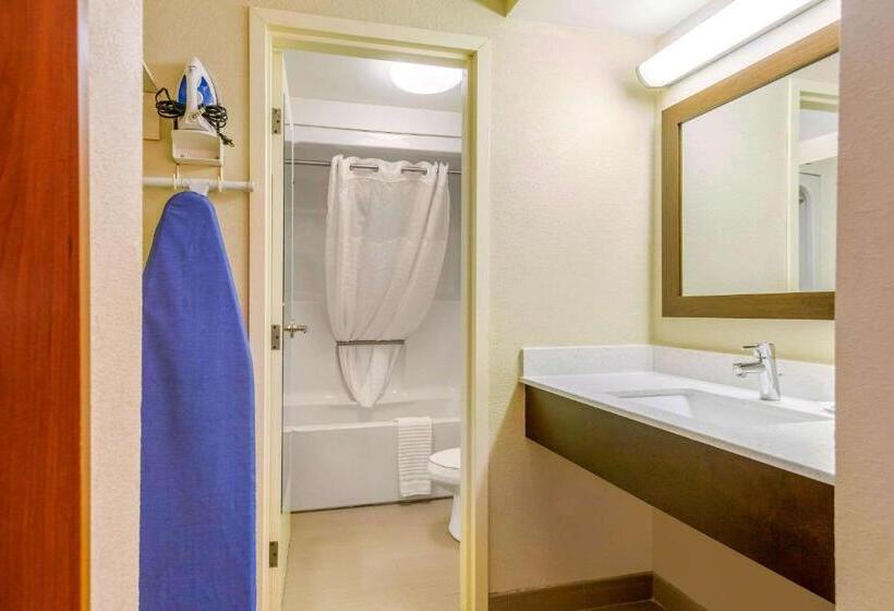 سوئیت با تخت بزرگ, Quality Inn & Suites Olde Town