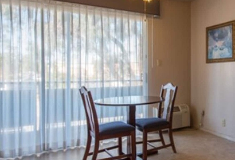 اتاق استاندارد با 2 تخت دوبل, Coral Reef Inn & Condo Suites