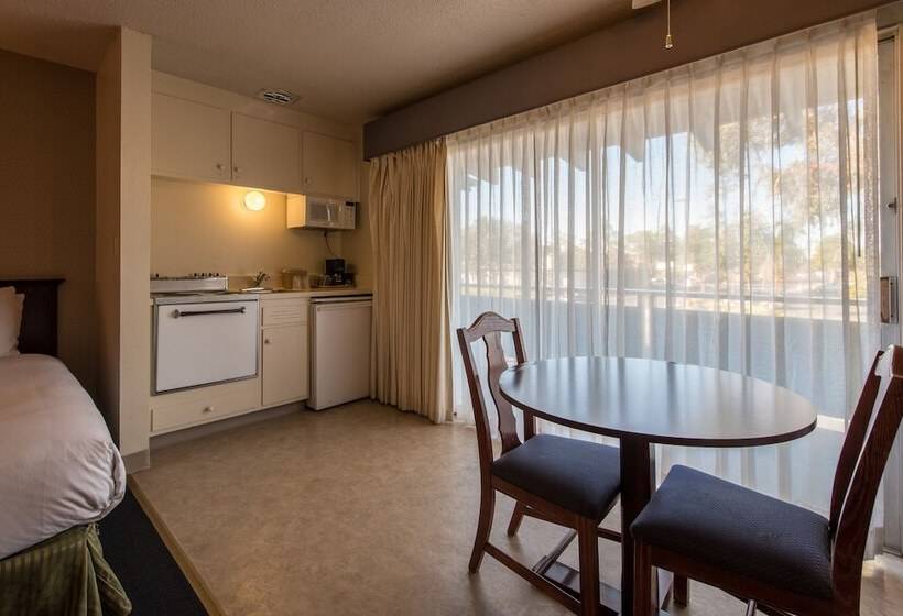 اتاق استاندارد با 2 تخت دوبل, Coral Reef Inn & Condo Suites
