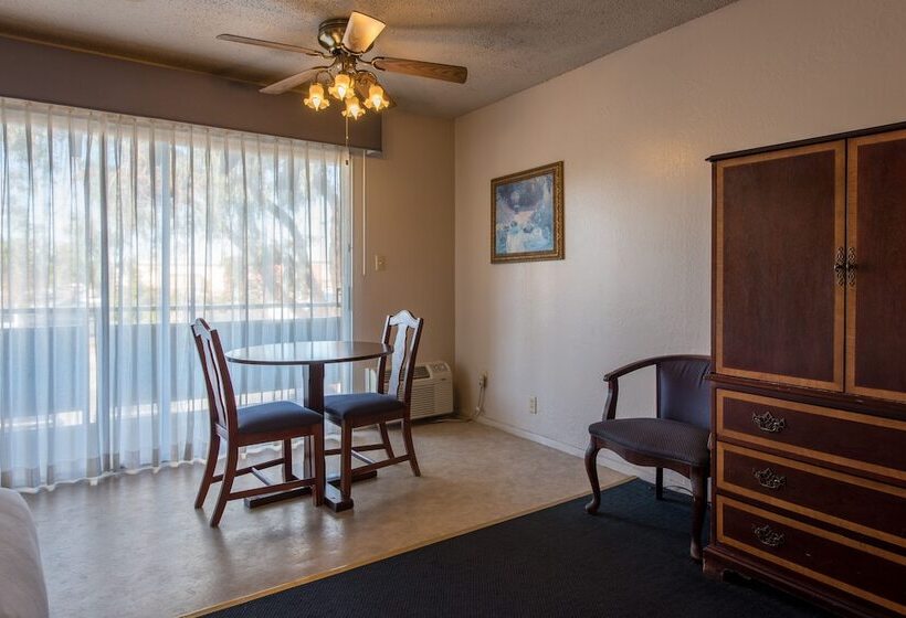 اتاق استاندارد با 2 تخت دوبل, Coral Reef Inn & Condo Suites